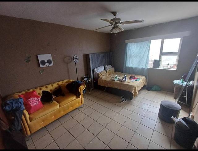 2 BEDROOM APARTMENT FOR SALE IN SYDENHAM